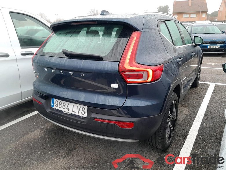 VOLVO XC40 / 2017 / 5P / todoterreno 1.5 T5 Twin Recharge Inscription Auto #2