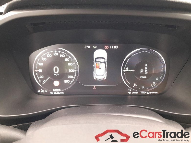 VOLVO XC40 / 2017 / 5P / todoterreno 1.5 T5 Twin Recharge Inscription Auto #4