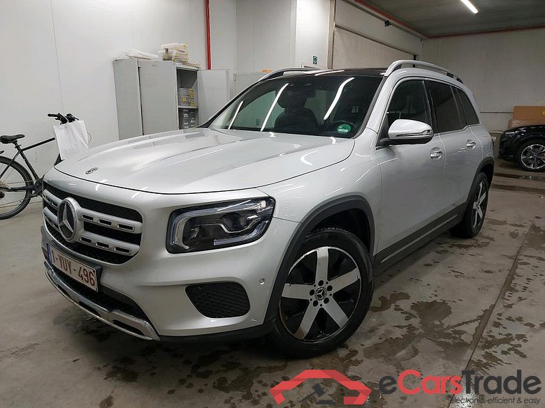 MERCEDES - MER GLB 200 163PK DCT Business Solution Luxury & Pack Plus & Third Row Seats & Towing Hook With ESP #1