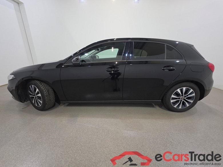 Mercedes A 180d Aut. Widescreen Navi KeylessGo Camera Klima PDC ... #2
