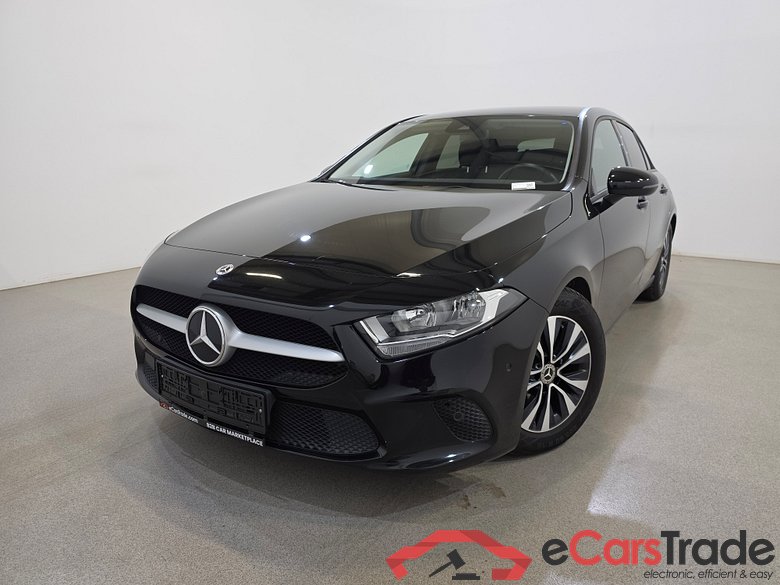 Mercedes A 180d Aut. Widescreen Navi KeylessGo Camera Klima PDC ...