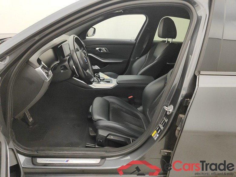 BMW 3 Reeks Berline 320e (150 kW) 4d #3
