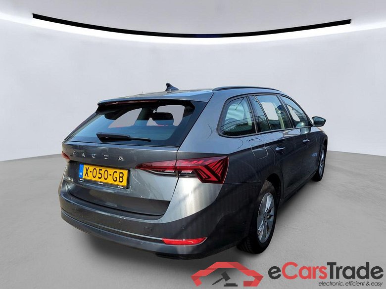 SKODA Octavia Combi 81 kW #6
