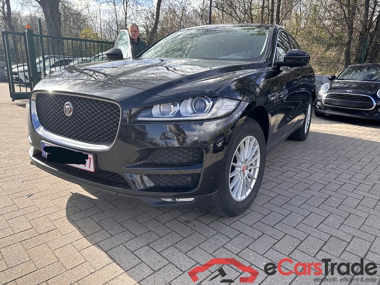 Jaguar F-Pace 2.0 20d Pure E-Performace Pano LED-Xenon Meridian Navi Comfort-Leather KeylessGo Camera Klima PDC ...