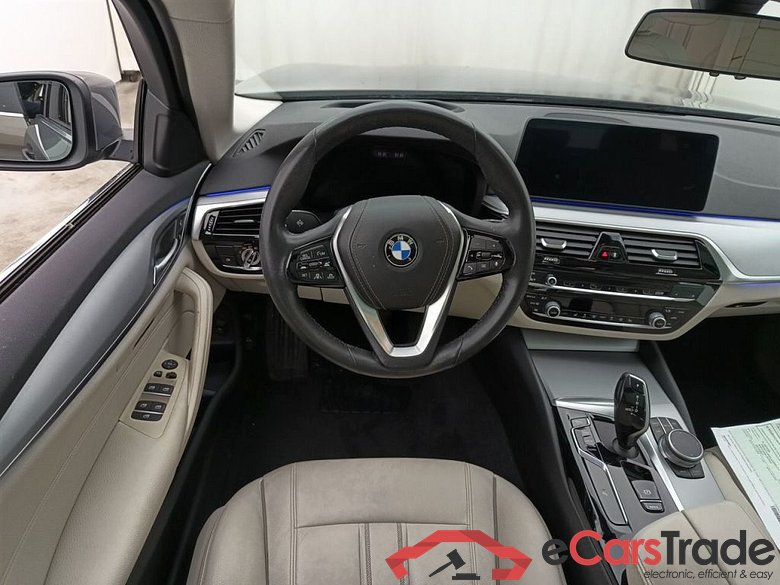 BMW 5 Reeks Touring 530d xDrive Aut. (210 kW) 5d #3
