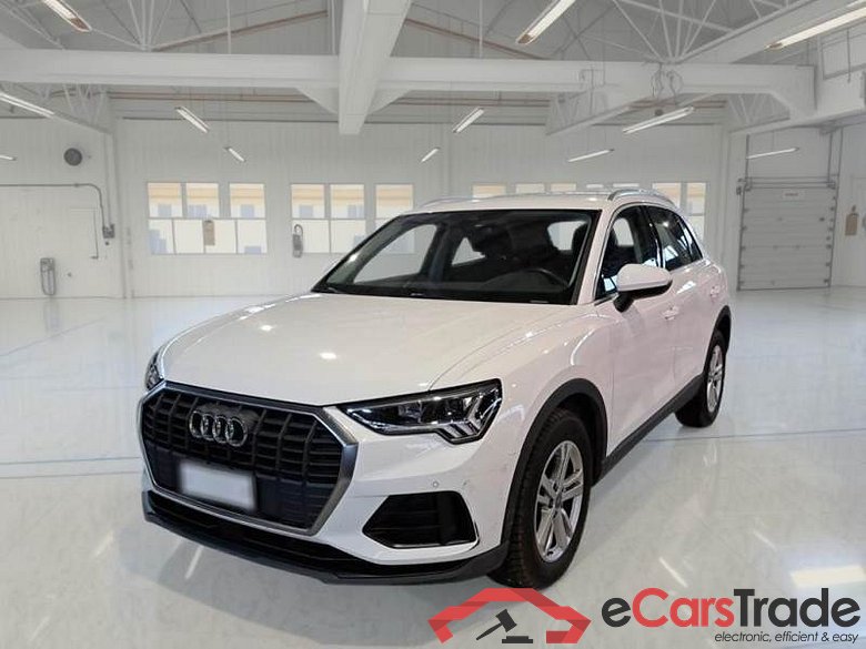 AUDI Q3 / 2018 / 5P / SUV 35 TDI S TRONIC BUSINESS #1