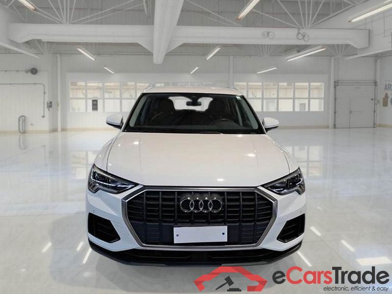 AUDI Q3 / 2018 / 5P / SUV 35 TDI S TRONIC BUSINESS #6