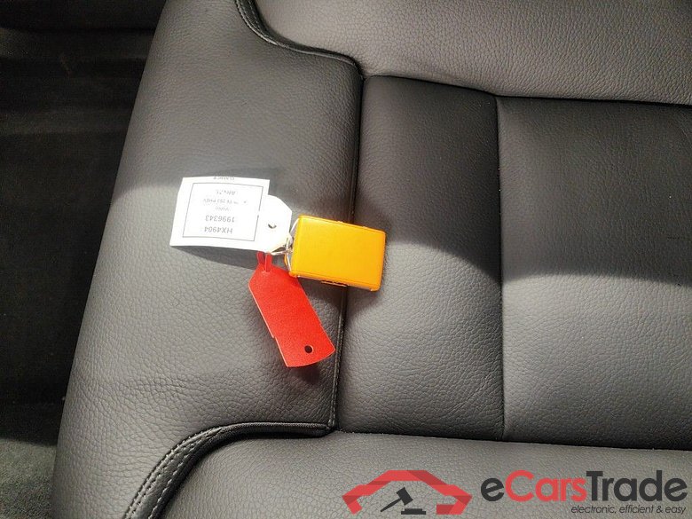 VOLVO XC60 - 2021 2.0 T6 253 PHEV AWD Inscription 5d #4