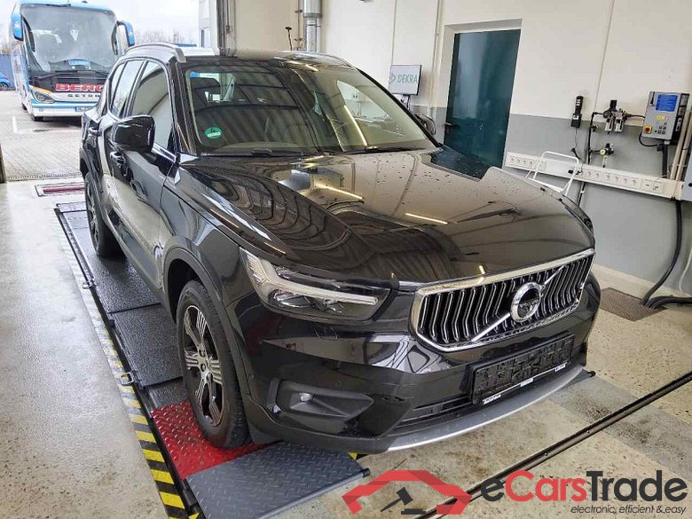 Volvo XC40 (2017->) DE - SUV5 B4 2WD EU6d, Inscription (EURO 6d), 2020 - 2022 #2