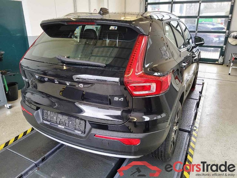 Volvo XC40 (2017->) DE - SUV5 B4 2WD EU6d, Inscription (EURO 6d), 2020 - 2022 #3