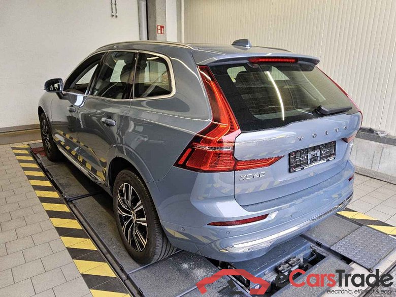 Volvo XC60 (03.2017->) DE - SUV5 B5 (Benzin) 2WD EU6d, Inscription Mild-Hybrid (EURO 6d), (Facelift) 20 #4
