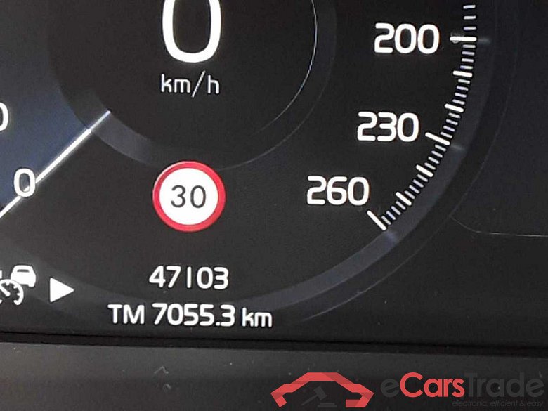 Volvo XC40 (2017->) DE - SUV5 B4 2WD EU6d, R-Design (EURO 6d), 2020 - 2022 #3