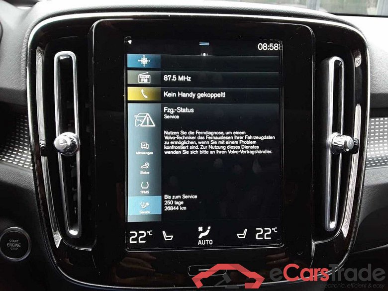 Volvo XC40 (2017->) DE - SUV5 B4 2WD EU6d, R-Design (EURO 6d), 2020 - 2022 #6