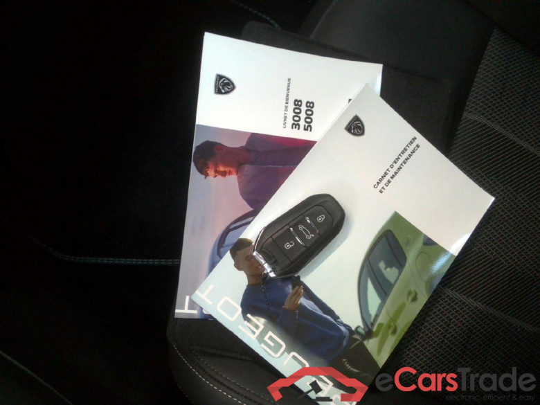 Peugeot 3008 GT Hybrid 145 e-DCS6 (1.2L 3cyl) #5