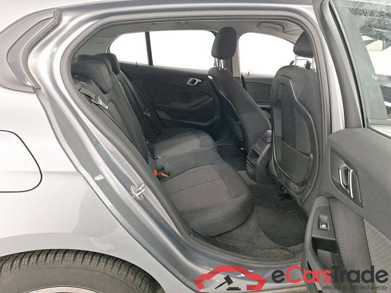 BMW 1 SERIES HATCH 1.5 116IA (80KW) #6