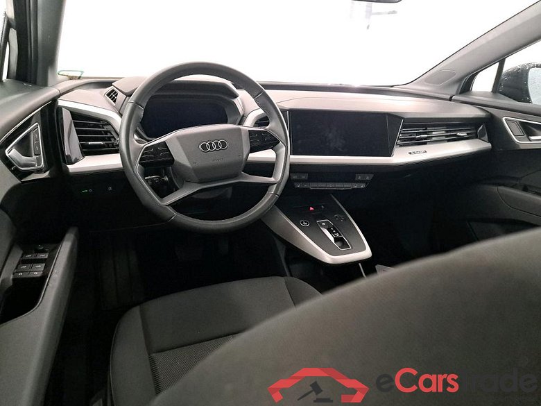 Q4 e-tron 45 e-tron Design #6