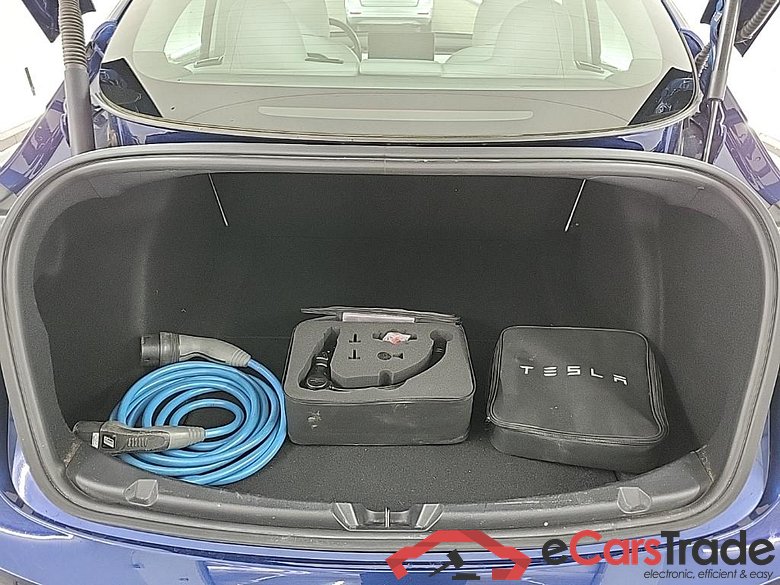 Tesla Model 3 Standard Range Plus RWD 4D 225kW #5