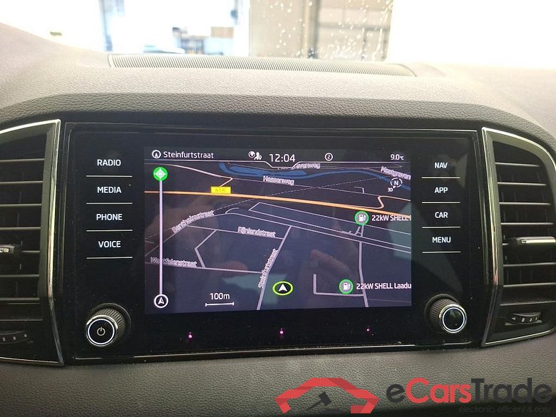 SKODA Karoq 110 kW #2