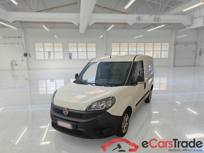 FIAT DOBLÒ CARGO / 2014 / 4P / VETT. FURGONATA CH1 LOUNGE 1.3 MJET 95CV E6D SeS