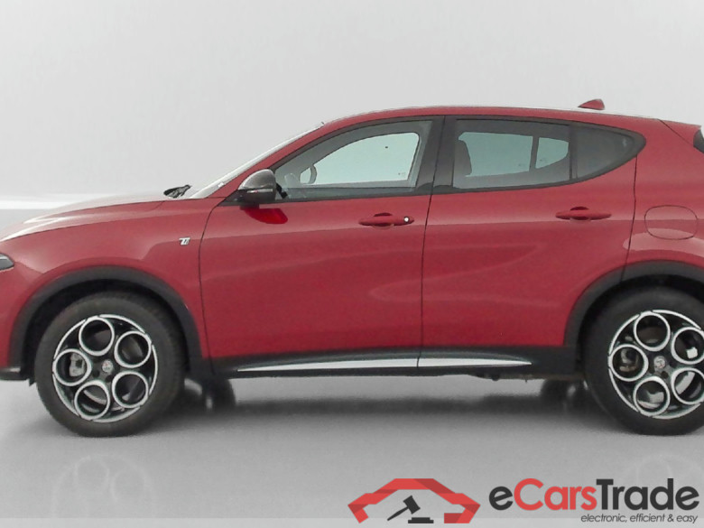Alfa Romeo Tonale Ti 1.3 Plug-in Hybrid 280ch AT6 #4