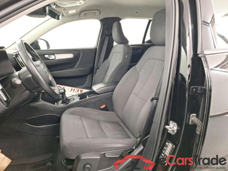 VOLVO XC40 1.5 T2 MOMENTUM PRO #5