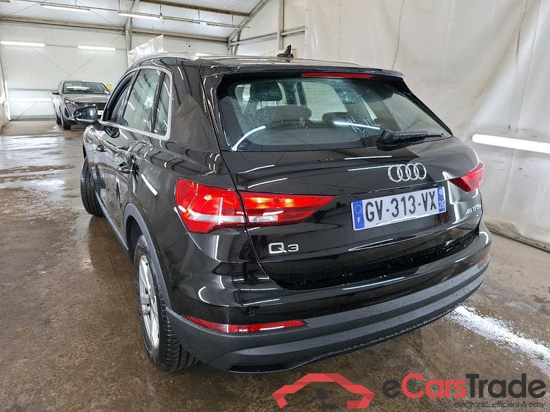 AUDI Q3 / 2018 / 5P / SUV 45 TFSI E 245 S TRONIC DESIGN #2