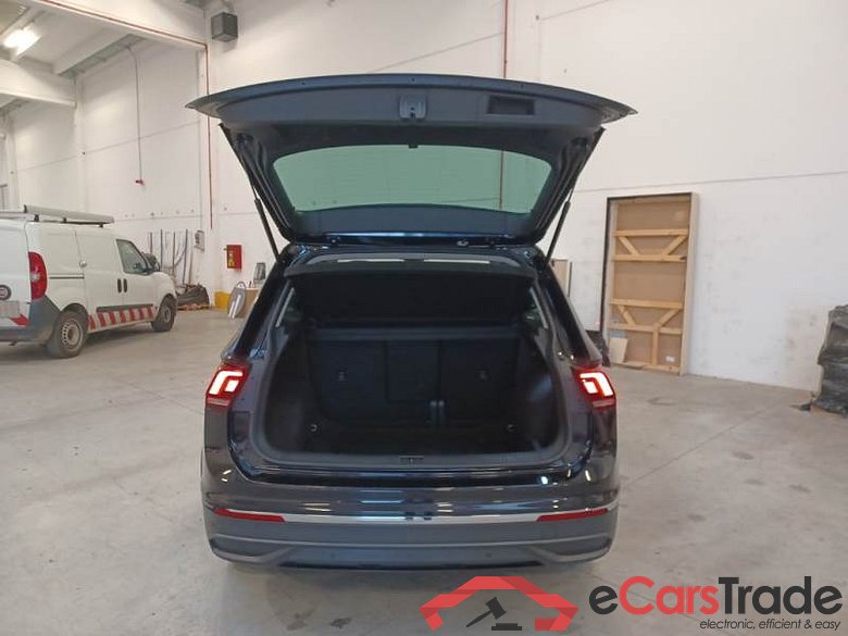 VOLKSWAGEN TIGUAN / 2020 / 5P / SUV 1.5 TSI ACT 110KW LIFE DSG #5