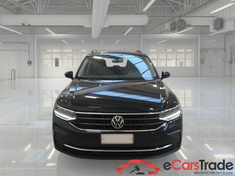 VOLKSWAGEN TIGUAN / 2020 / 5P / SUV 1.5 TSI ACT 110KW LIFE DSG #6