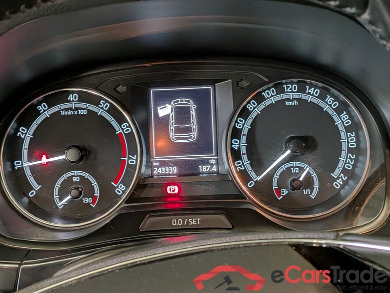 SKODA FABIA COMBI 1.0 TSI Bus. Edition #6