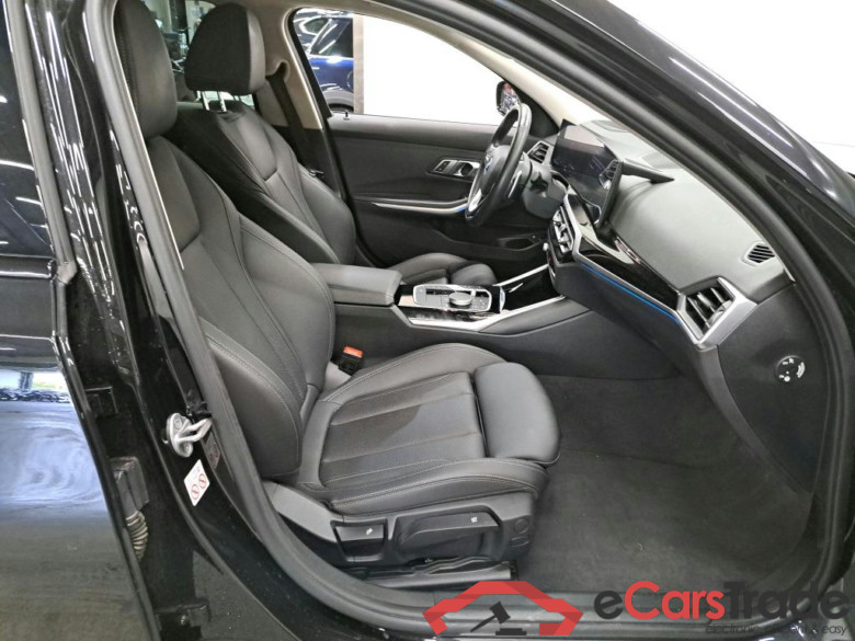 BMW - BMW 3 TOURING 320e 204PK Pack Innovation With Heated Sport Seats & Driving Assistant & Active Cruise Control & Comfort Entry & Parking Assistant * HYBRID * #3