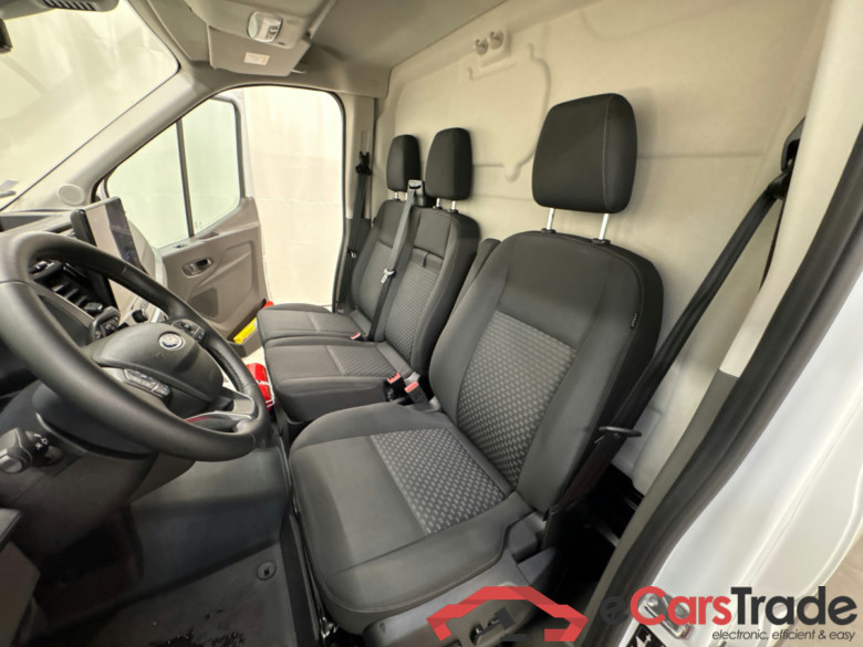 Ford E-Transit Trend (L2H2) Electric 68 kWh (137 kW) #6
