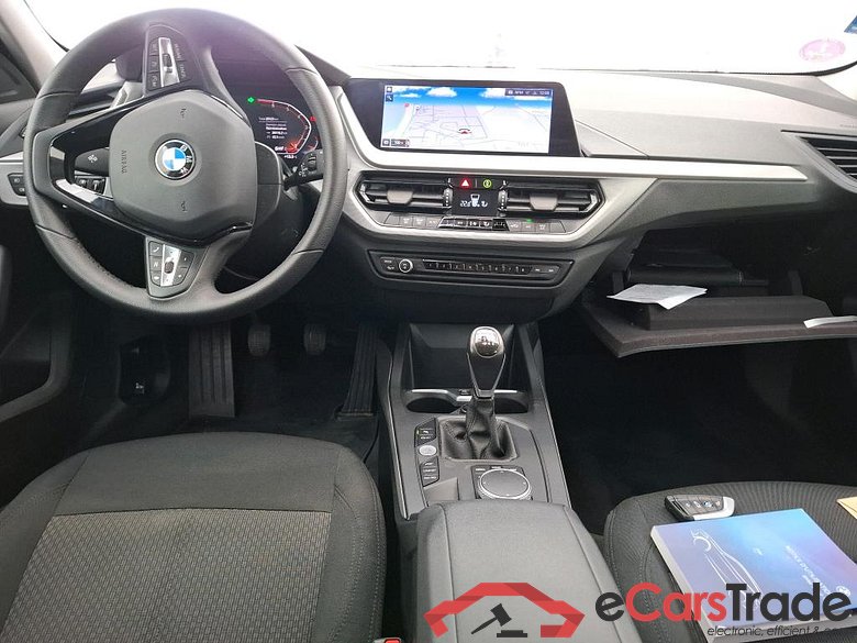 BMW Série 1 / 2019 / 5P / Berline 116i Business Design #5