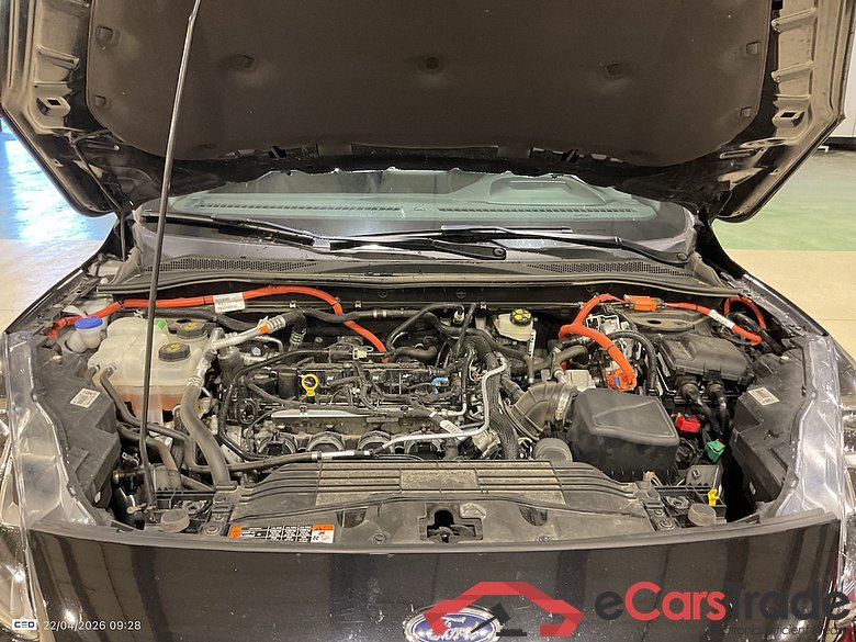 FORD KUGA 2.5I PHEV 165KW ST-LINE X AUTO #6