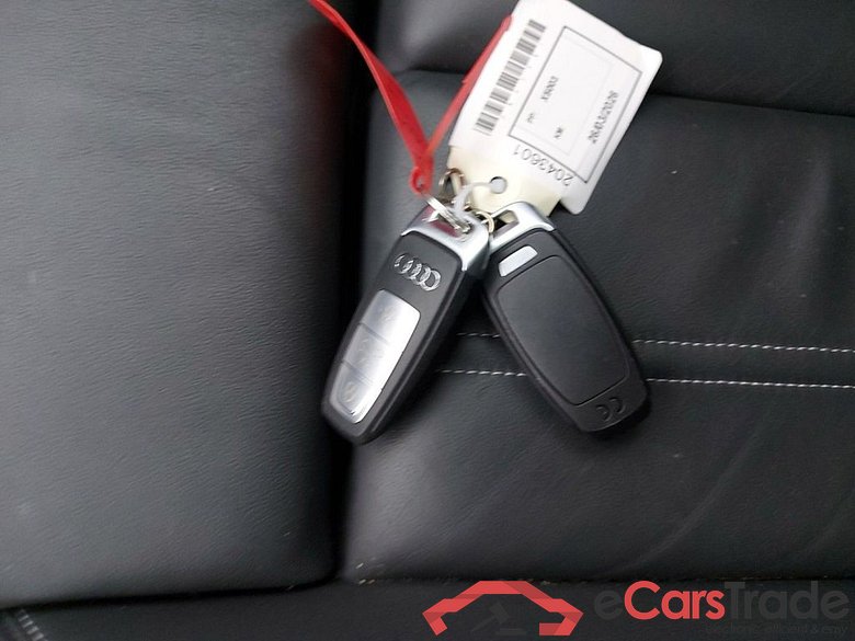 AUDI Q4 E-TRON 35 55kWh 170hp 5d #4