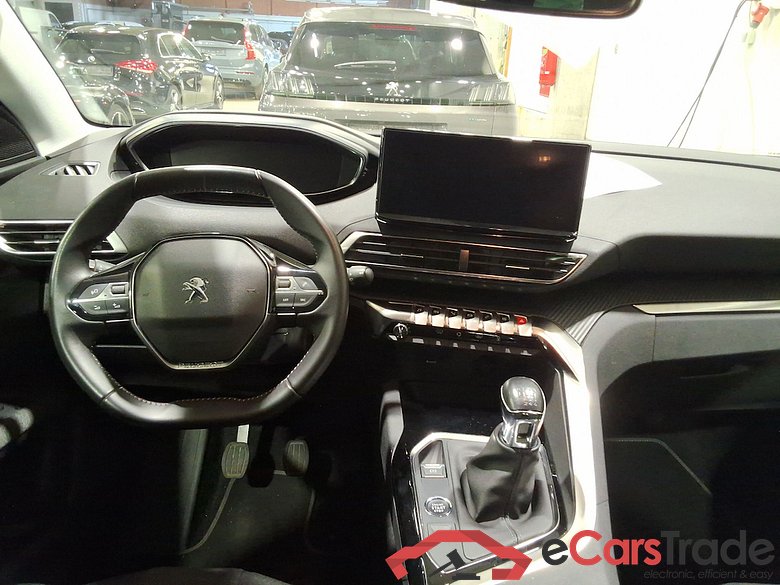 PEUGEOT 3008 1.2 PURETECH 96KW S&S STYLE #6