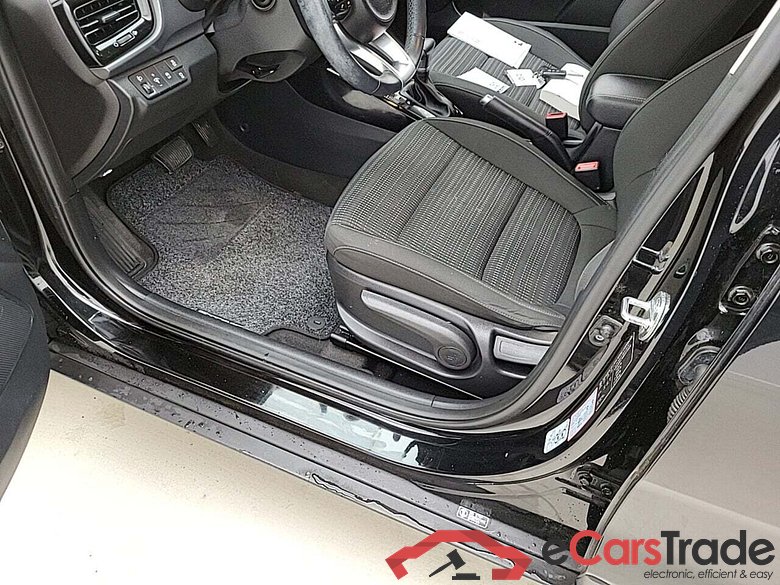 KIA STONIC 1.0 T MORE 7DCT #6