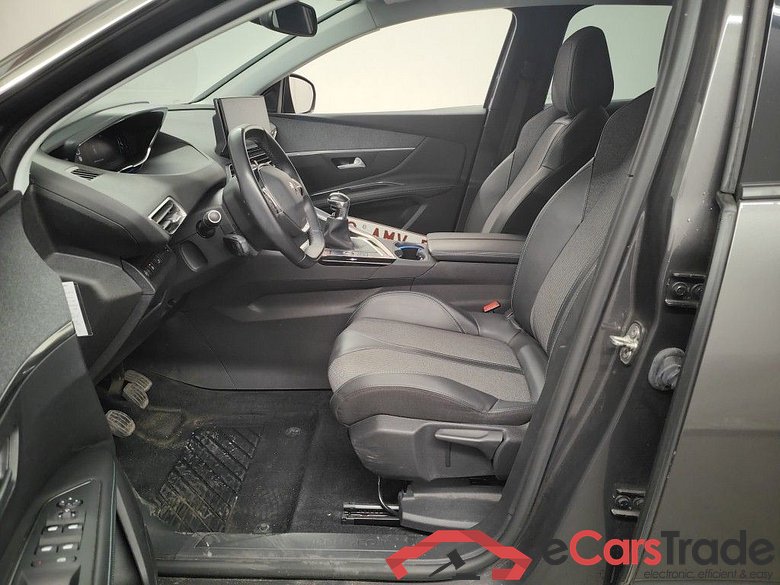 Peugeot 3008 1.2 PureTech 96kW S&S Allure Pack 5d #3