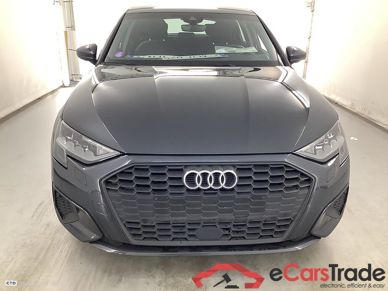 AUDI A3 1.5 30 G-TRON S TRONIC CNG #2
