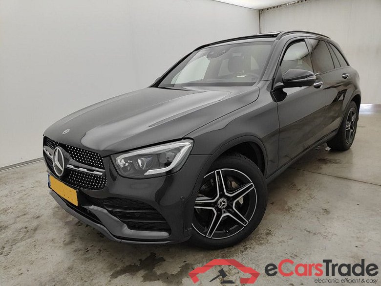 Mercedes GLC 220d AMG Night Aut. Pano LED-Multibeam Widescreen Burmester Navi 1/2 Sport-Leather-Alcantara KeylessGo Camera Klima PDC ... #1