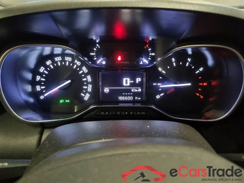 CITROEN C3 AIRCROSS / 2017 / 5P / SUV BLUEHDI 120 SeS FEEL EAT6 #4
