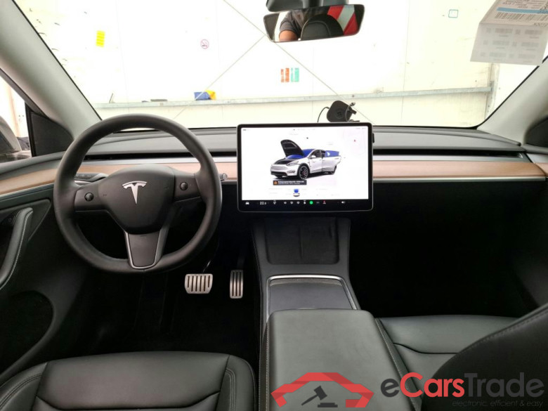 TESLA Model Y / 2020 / 5P / SUV Performance Dual Motor AWD #6