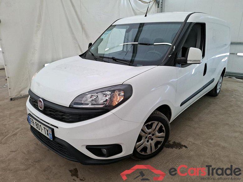 FIAT Doblò Cargo / 2015 / 4P / Fourgonnette Maxi 1.3 Multijet 95 Pro Lounge 750kg #1