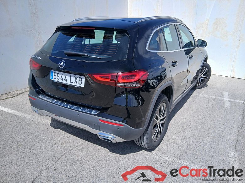 MERCEDES-BENZ GLA / 2020 / 5P / todoterreno GLA 250 e #2