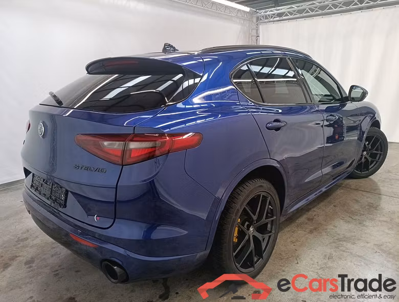 ALFA ROMEO STELVIO DIESEL - 2020 2.2 MJD 210hp AWD Veloce 5d #2