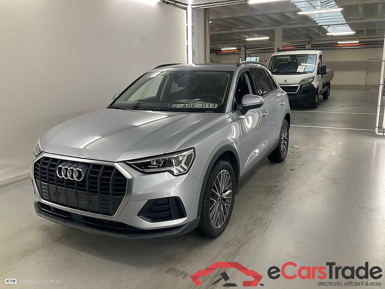 AUDI Q3 1.4 45 TFSI E S TRONIC #1