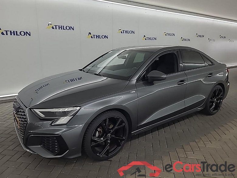 AUDI A3 Limousine 35 TFSI S tronic S edition 4D 110kW
