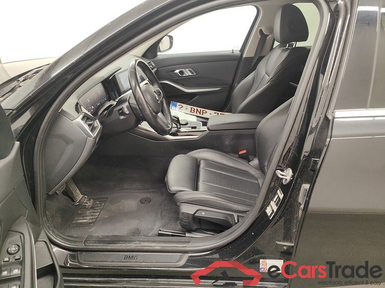BMW 3 Reeks Berline 316dA (90 kW) 4d #3