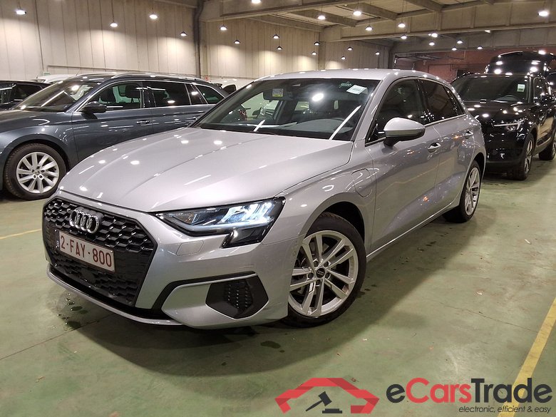 AUDI A3 SPORTBACK 1.4 40 TFSI E S TRONIC SPORTB ATTRACTION #1