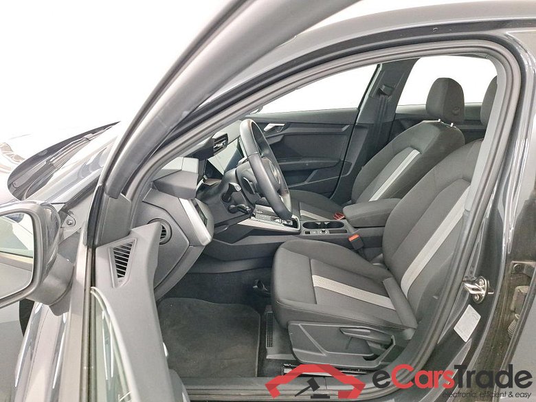 AUDI A3 1.0 TFSI 30 81KW S TRONIC ATTRACTION B.E #5