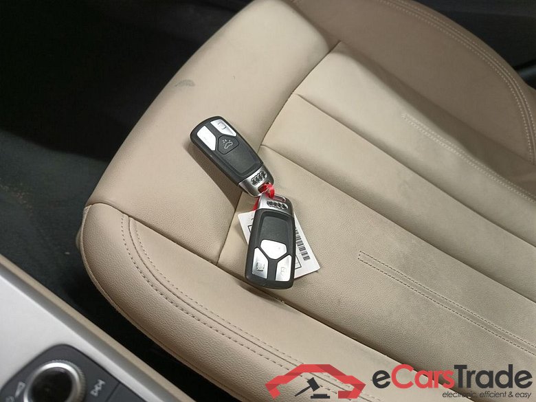 AUDI A4 DIESEL - 2020 40 TDI 204hp Quattro Advanced S tronic 4d #4